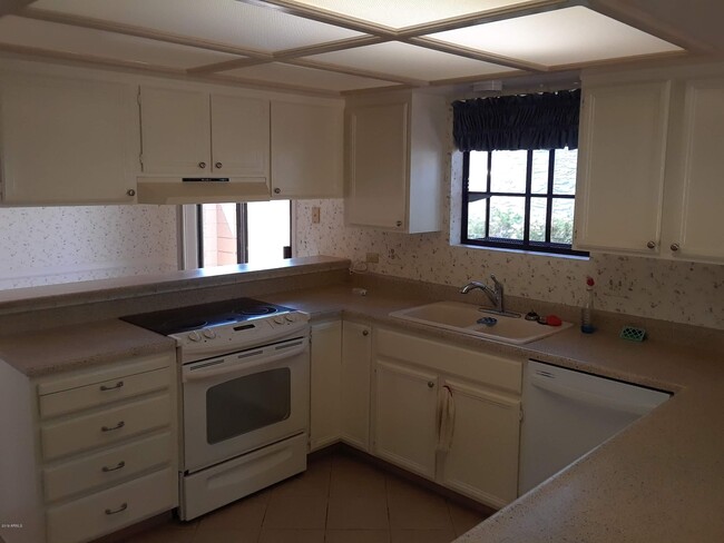 Foto del edificio - 26425 S Truro Dr