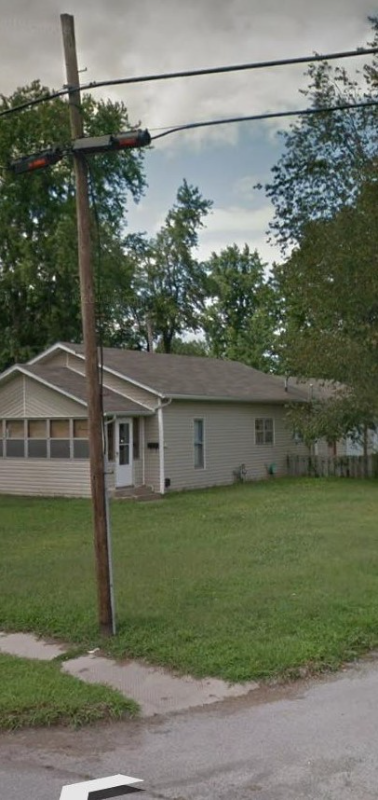 Primary Photo - 742 E Park St