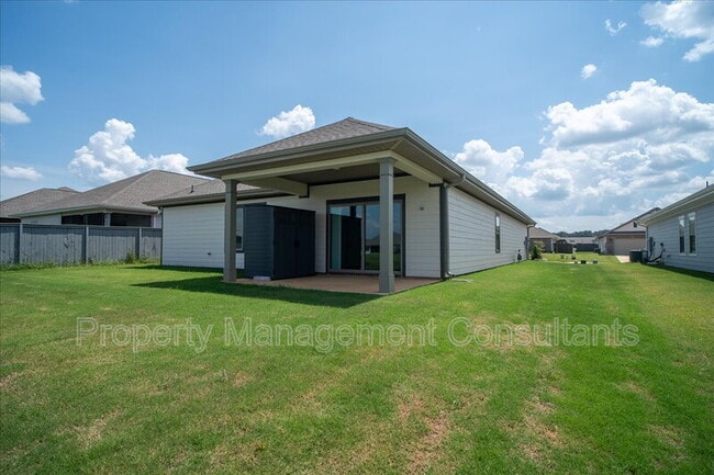 Foto del edificio - 154 Lillian Farms Blvd