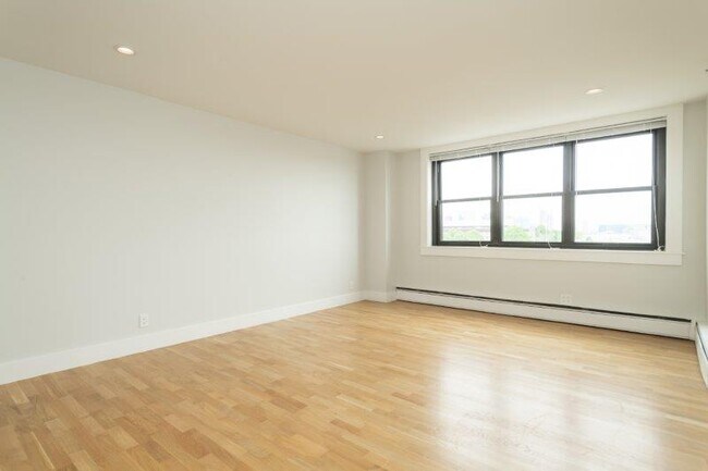 Foto del edificio - 1410 Columbia Rd