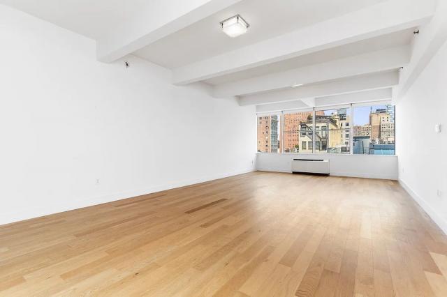 Foto principal - 4 bedroom in New York NY 10007