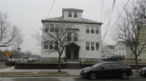 Primary Photo - 418-420 Benner St