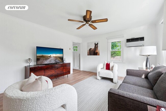 Foto del edificio - 26 Meadowlark Ln
