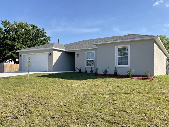 Building Photo - 2121 Gandy Rd SW