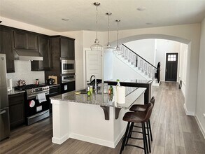 Building Photo - 23723 Pullin Market Dr