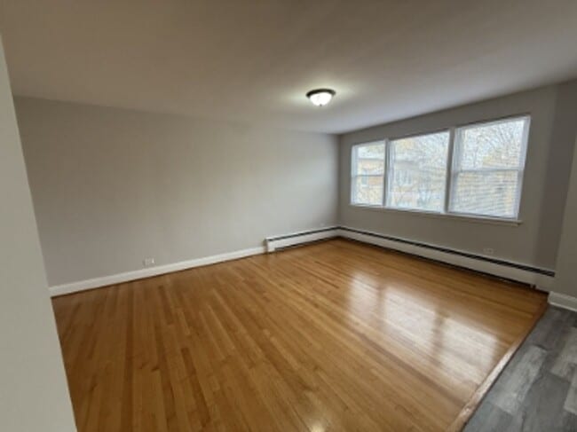 Building Photo - 1953 Euclid Ave