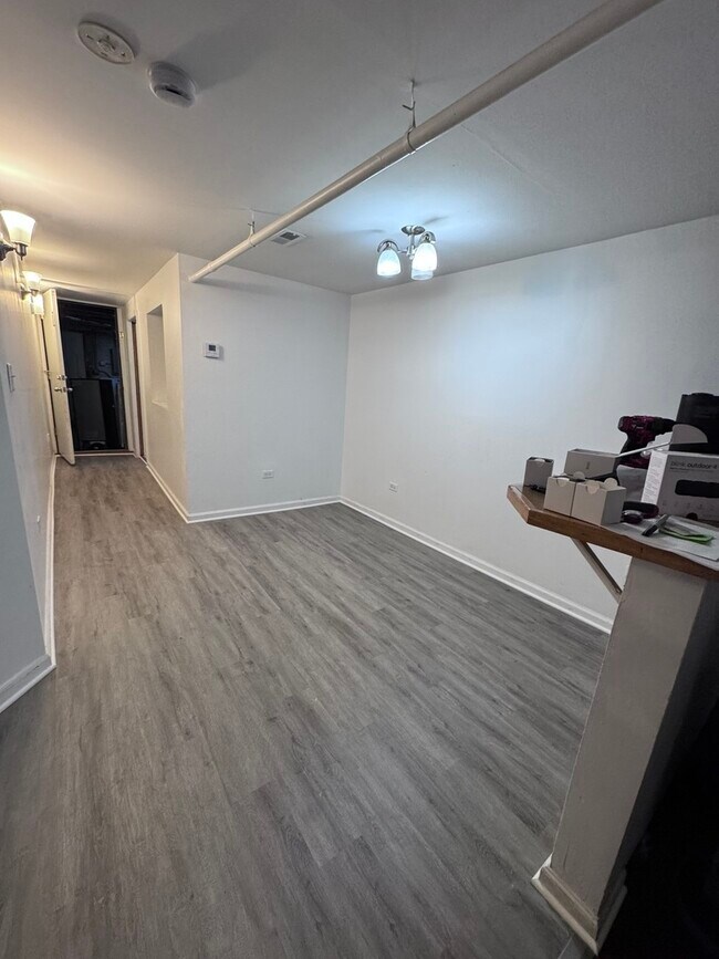 Foto del edificio - 2346 S Marshall Blvd