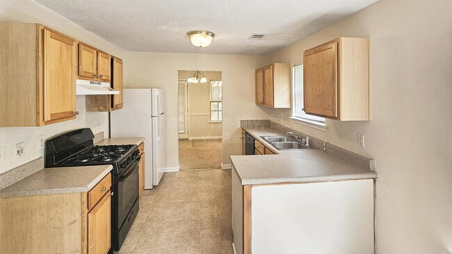 Foto del edificio - 11866 Registry Blvd