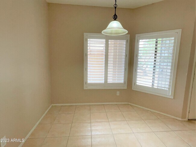 Foto del edificio - 11666 N 28th Dr