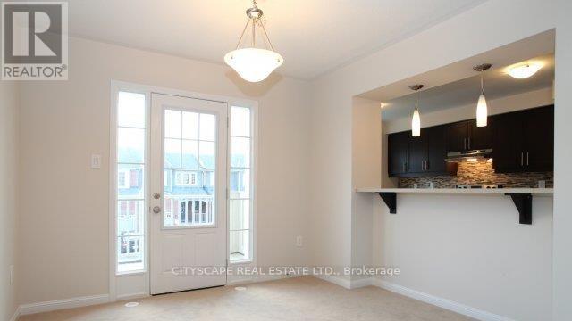 Building Photo - 1055 Haxton Heights