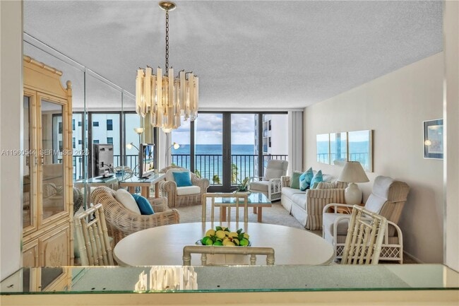 Foto del edificio - 2401 S Ocean Dr