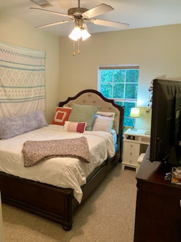 Building Photo - 14532 Honeysuckle St