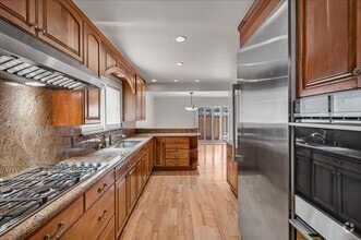 Building Photo - 444 Richmond Dr