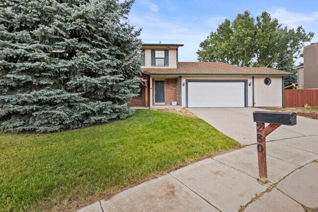 Foto del edificio - 4 Bedroom Home in Fountain Valley Ranch