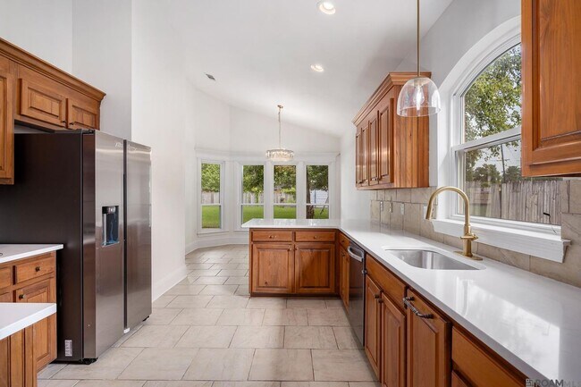 Foto del edificio - 10417 Oakline Dr