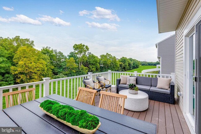 Foto del edificio - 1368 Red Clover Ln