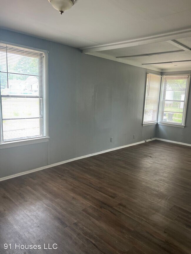 Building Photo - 3 br, 2 bath House - 1515 Belwood