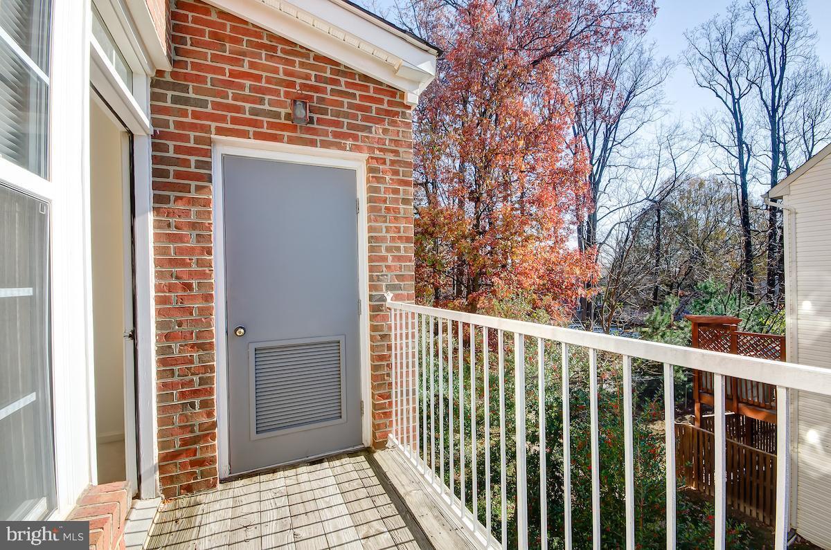 2665 Manhattan Pl Unit 111, Vienna, VA 22180 Condo for Rent in Vienna