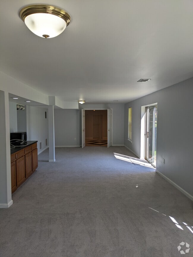 Building Photo - 3985 Pearlberry Ct