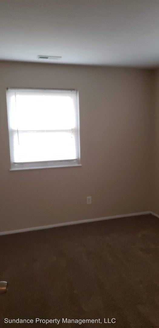 Building Photo - 3 br, 1 bath House - 3822 Autumn Rd