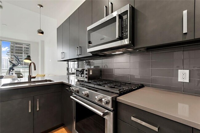 Foto del edificio - 222 West Ave