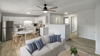 Building Photo - Boulevard West Apartments