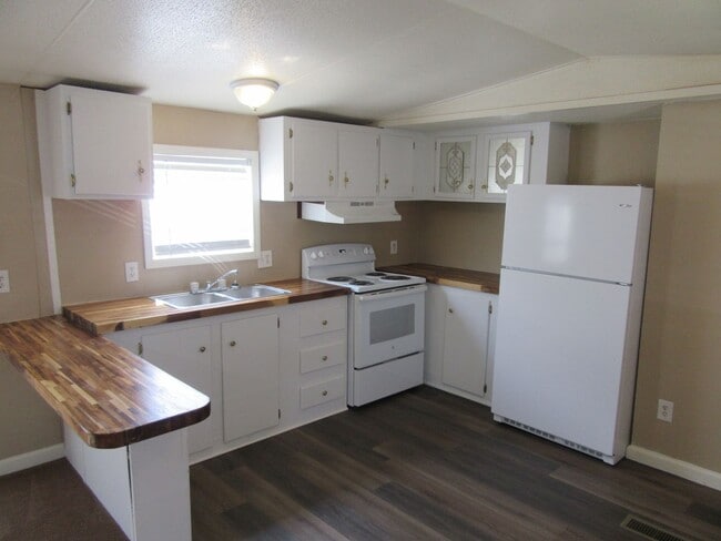 Building Photo - 4512 Carla Ln