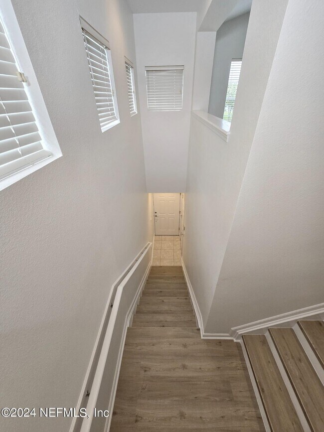 Foto del edificio - 6591 White Blossom Cir