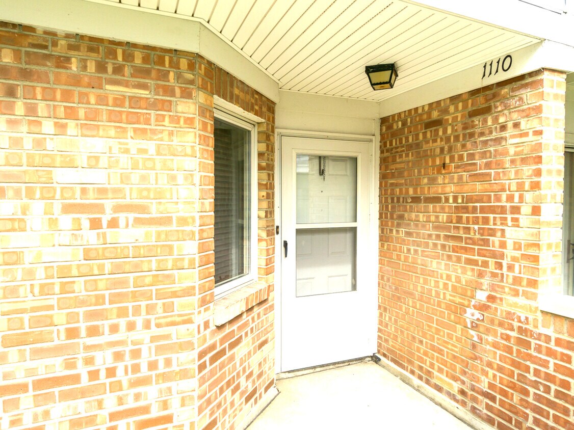 Building Photo - 1110 Courtland Dr