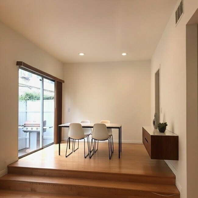Dining Room - 817 10th St