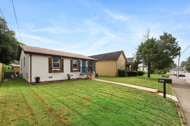 Foto del edificio - Coming Soon!     Cleveland Park Beauty