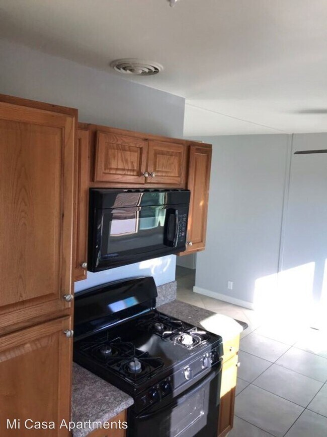 Foto del edificio - 1648 W 107th St