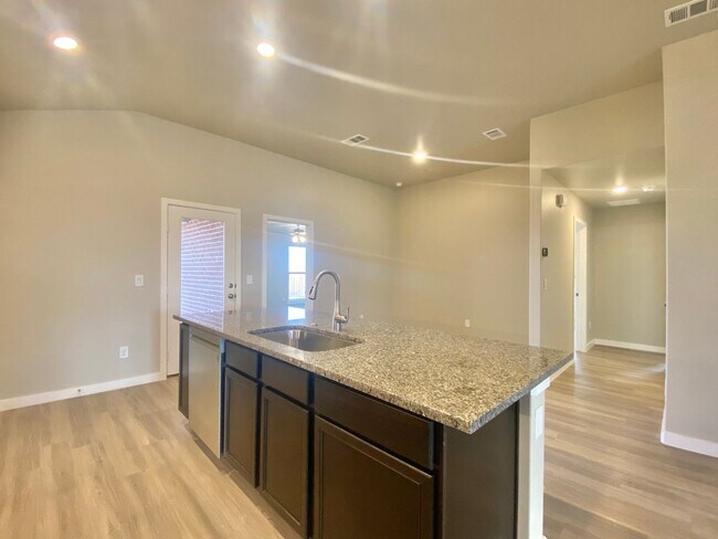 Foto del edificio - Great 3/2/2 now available in Bell Farms.