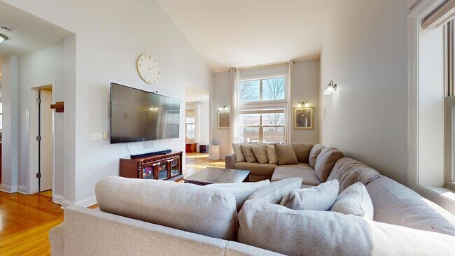 Foto del edificio - 331 Mary Belle Cir