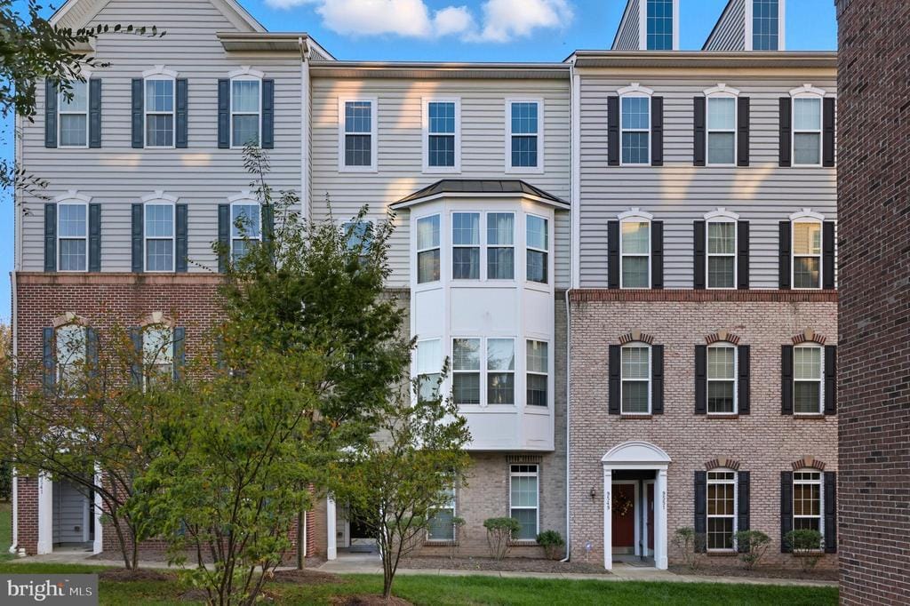 Foto principal - 9545 Chancellorsville Ln