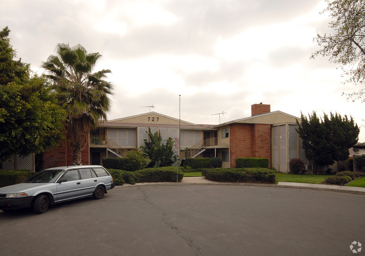 Foto del edificio - 727 Southview Rd