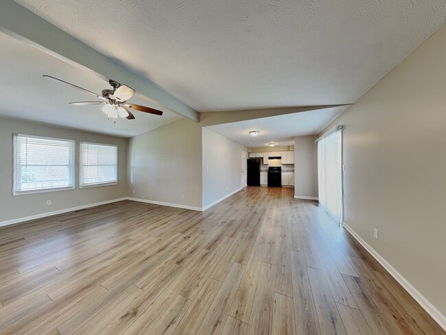 Foto del edificio - 57 Corottoman Ct