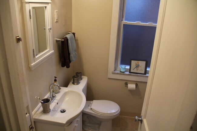 Foto del edificio - 2317 Sherbrook St