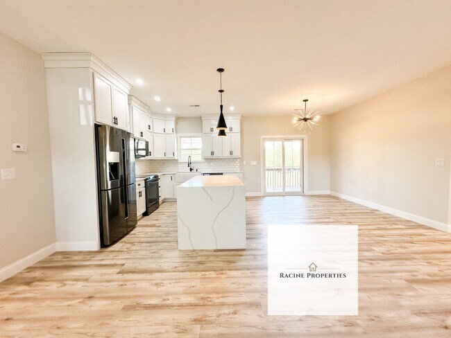 Building Photo - Beautiful Home in Greer, SC