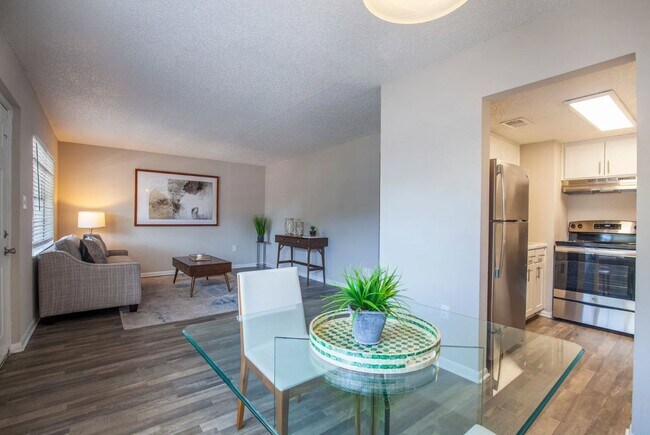 Área de estar - The Grove at Temple Terrace Apartments