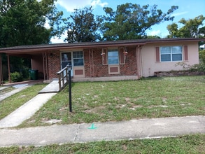 Building Photo - 1424 W Hartley Cir
