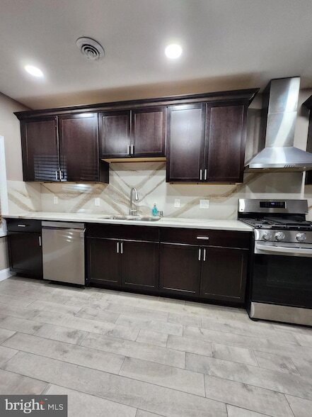 Foto del edificio - 210 White Horse Pike