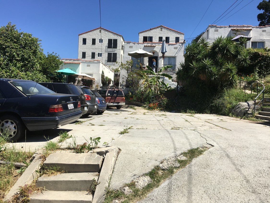 Primary Photo - 10 California Detached Bungalows