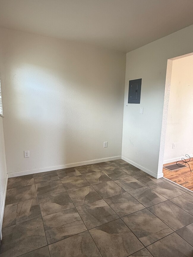 Foto del edificio - 3240 W 55th Pl