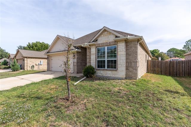 Building Photo - 1008 Oak Valley