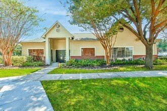 Building Photo - 11111 W Montgomery Rd