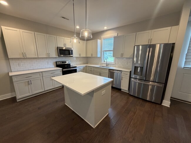 Building Photo - 773 Mill Creek Meadow Dr
