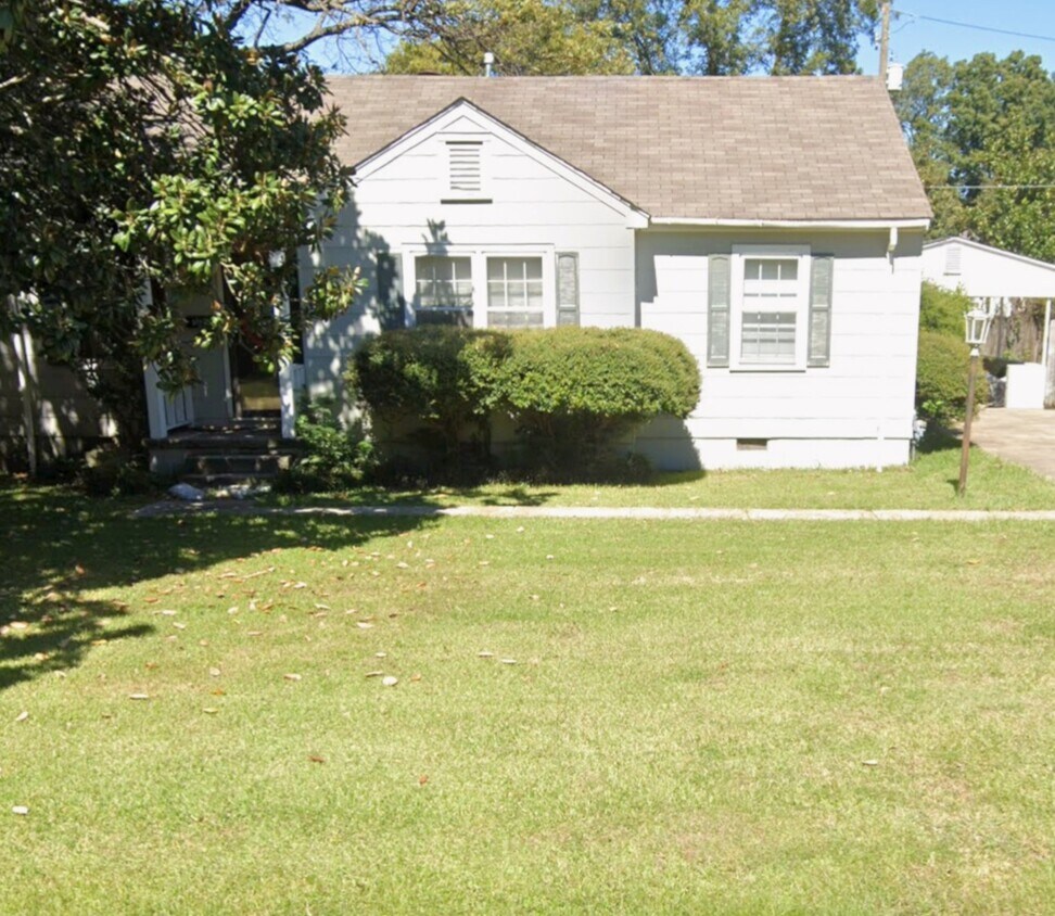 614 West Adams Ave, Greenwood, MS 38830 House Rental in Greenwood, MS