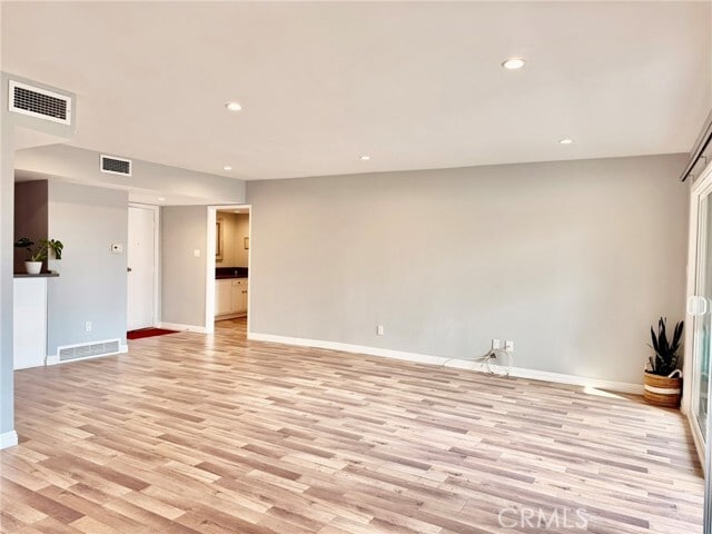 Foto del edificio - 400 S Los Robles Ave