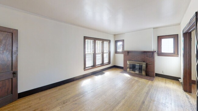 Foto del edificio - 711 Granger Ave